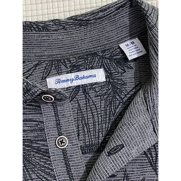Tommy Bahama Shirt Size M Leaf Print Short Sleeve Button-Up Dark Base - Picture 8 of 8